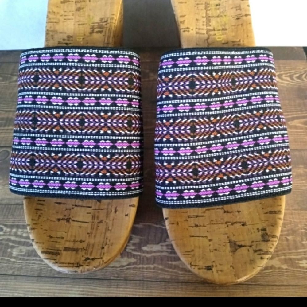 Montego Bay Club Multi Colored Cork Wedge Sandals Sz 8.5 - Picture 9 of 9